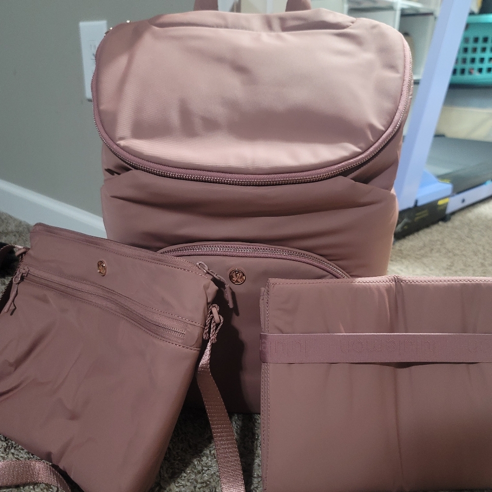 Lululemon parent backpack